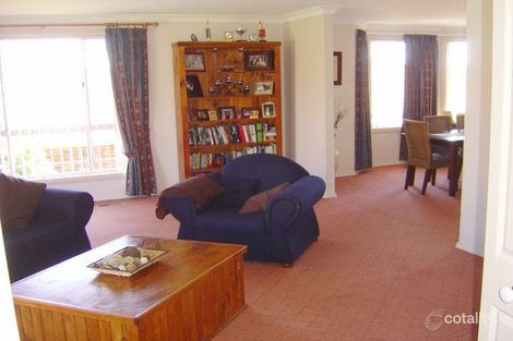 Property photo of 21 Pine Ridge Drive Orange NSW 2800