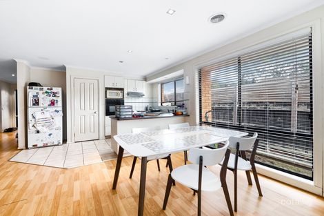 Property photo of 3 Fishburn Place Cranbourne West VIC 3977