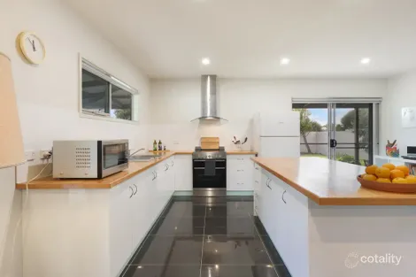 Property photo of 2/42 Davis Street Warrnambool VIC 3280
