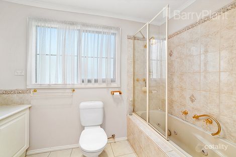 Property photo of 8/40-44 Warrawong Drive Berwick VIC 3806