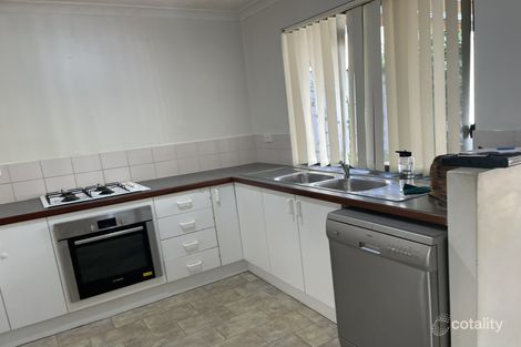 Property photo of 11/18-20 The Crescent Redcliffe WA 6104