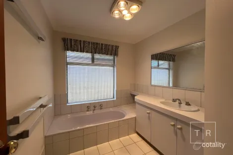 Property photo of 21 Warrington Street Esperance WA 6450