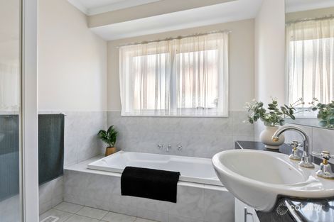 Property photo of 1/14 Kiers Avenue Mount Waverley VIC 3149