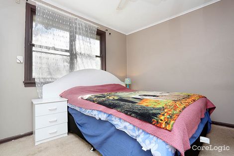 Property photo of 14 Dampier Crescent Fairfield West NSW 2165