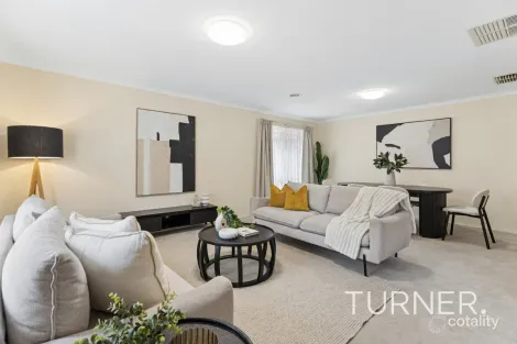 8 Emelia Jane Cl, Woodcroft, SA 5162