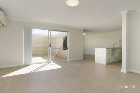 Property photo of 331B Lambeth Circle Wellard WA 6170