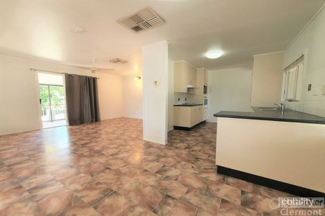Property photo of 19 Monash Court Clermont QLD 4721