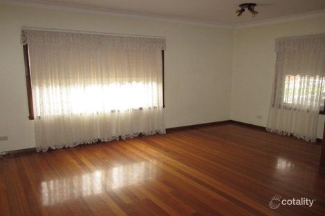 Property photo of 25 Quinn Grove Keilor East VIC 3033