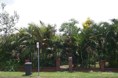 Property photo of 2298 Wynnum Road Wynnum QLD 4178