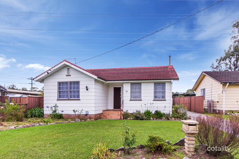 Property photo of 52 Eleebana Crescent Koonawarra NSW 2530