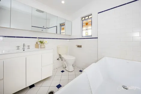 Property photo of 103 Main Street Lake Albert NSW 2650