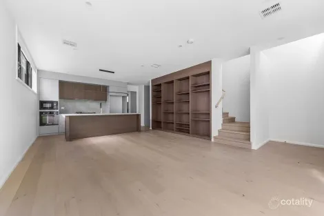 2/142 Warrigal Rd, Camberwell, VIC 3124