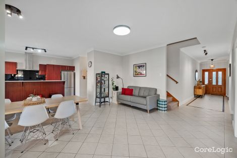 Property photo of 10 Birriwa Circuit Mount Annan NSW 2567