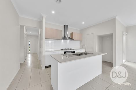 Property photo of 72 Athletic Circuit Clyde VIC 3978