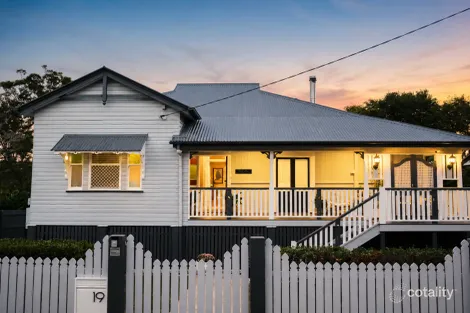 Property photo of 19 Frederick Street Newtown QLD 4305