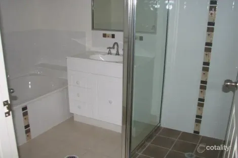 Property photo of 3 Baxendell Place Bushland Beach QLD 4818