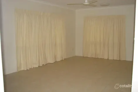 Property photo of 3 Baxendell Place Bushland Beach QLD 4818