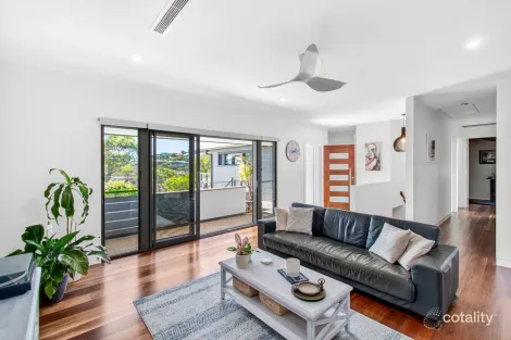 Property photo of 45 Sydney Road Warriewood NSW 2102