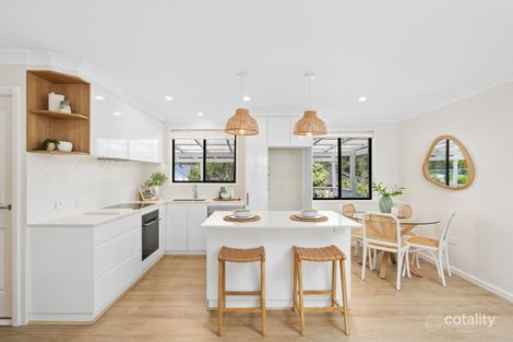 16 Avalon Rd, Springfield, NSW 2250