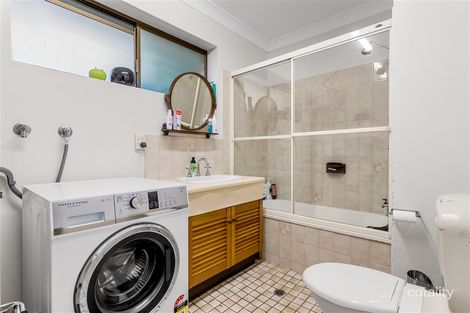 Property photo of 4/45 View Street Wooloowin QLD 4030