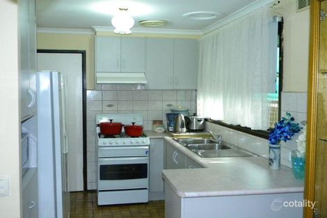 Property photo of 33 Circle Drive North Cranbourne VIC 3977