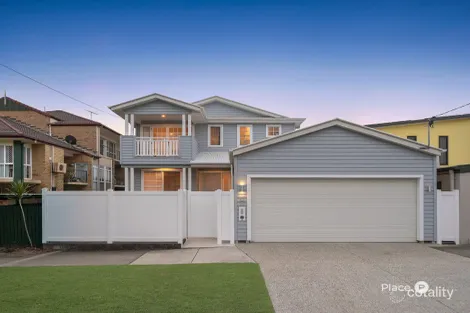 14 Murphy St, Scarborough, QLD 4020