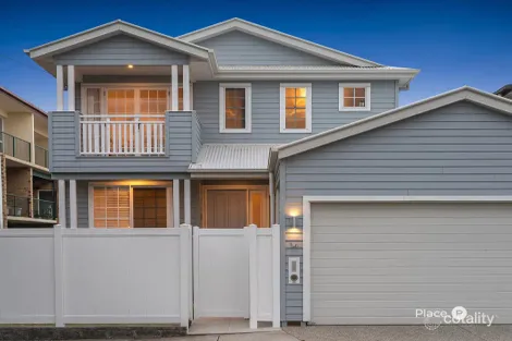 Property photo of 14 Murphy Street Scarborough QLD 4020