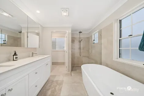 Property photo of 14 Murphy Street Scarborough QLD 4020