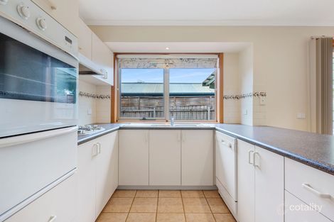 Property photo of 6 Charles Farrer Court Mornington VIC 3931