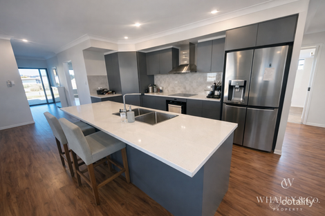 Property photo of 9 Shellwater Place Bushland Beach QLD 4818