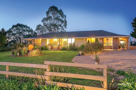 143 Sharpes Rd, Miners Rest, VIC 3352