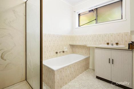 Property photo of 32 Crimson Avenue Blackburn South VIC 3130