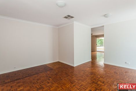 Property photo of 17 Kinghorn Place Redcliffe WA 6104