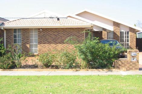 24 Fell Ct, Altona Meadows, VIC 3028