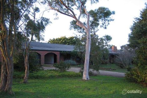 1 Old Farm Way, Romsey, VIC 3434