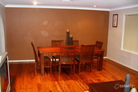 Property photo of 30 Stanbrook Avenue Mount Ousley NSW 2519