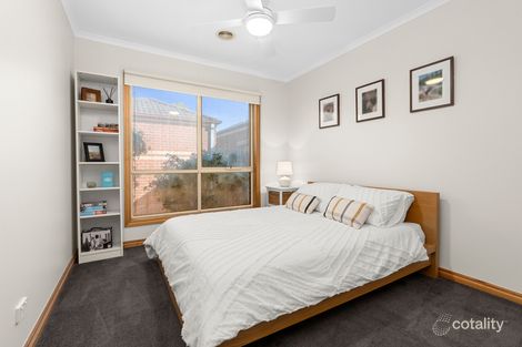2/79 Cameron Cres, Lara, VIC 3212