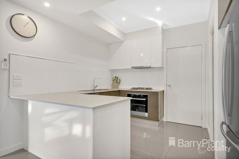 Property photo of 3/9 Kumara Circuit South Morang VIC 3752
