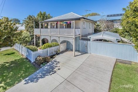 72 Palm Ave, Shorncliffe, QLD 4017