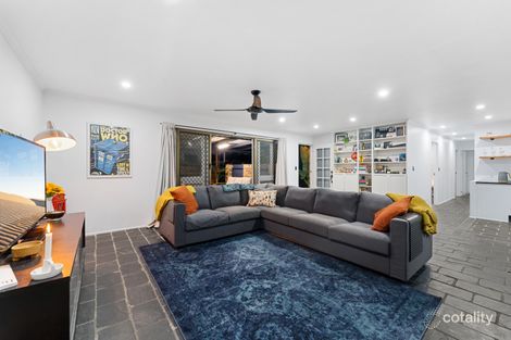 Property photo of 28 Ivanhoe Drive Bethania QLD 4205