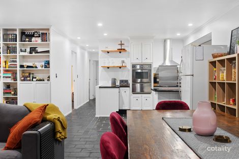 Property photo of 28 Ivanhoe Drive Bethania QLD 4205