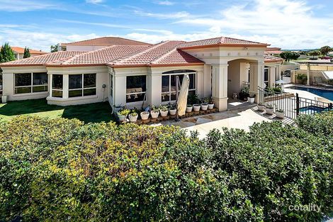 Property photo of 35 Meadowlake Drive Carrara QLD 4211