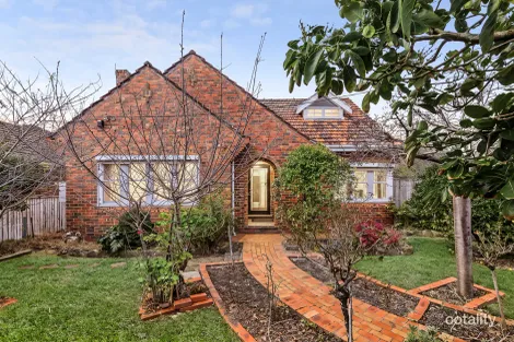 22A POATH RD, HUGHESDALE, VIC 3166