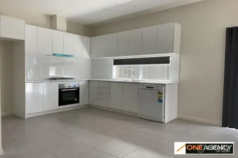 18a Jigsaw St, Leppington, NSW 2179