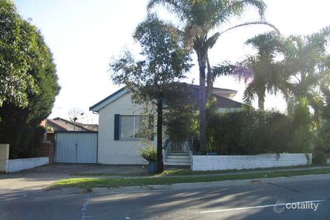 328 Roberts Rd, Greenacre, NSW 2190