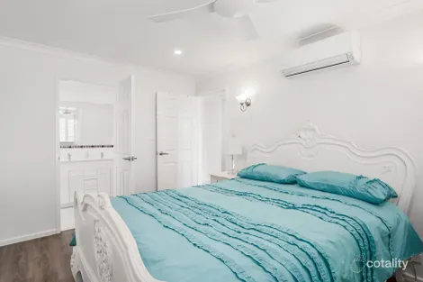 Property photo of 22 Siren Road Heathridge WA 6027