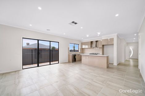 Property photo of 15 Stanhope Road Tarneit VIC 3029