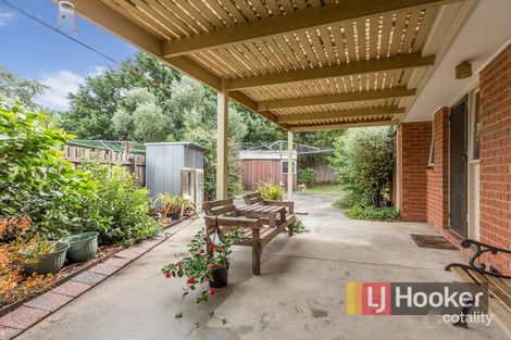 Property photo of 7 Honeysuckle Court Cranbourne North VIC 3977