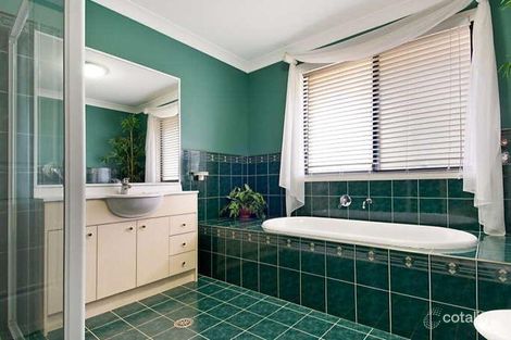Property photo of 28 The Ridgeway Lisarow NSW 2250