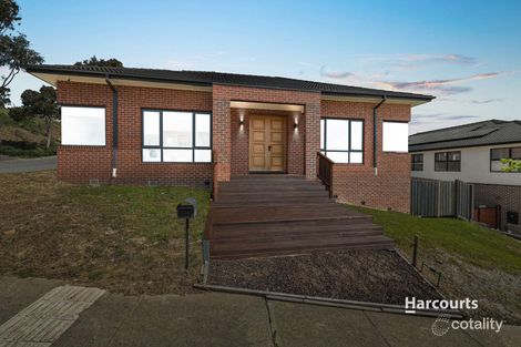 65 Solid Dr, Pakenham, VIC 3810